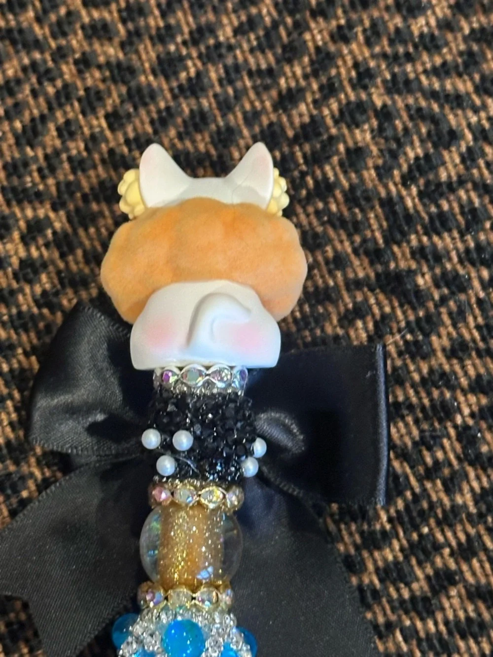 Gorgeous Hand Crafted Pen with an Authentic  DoDo Nami Pet Unicorn as the Focal